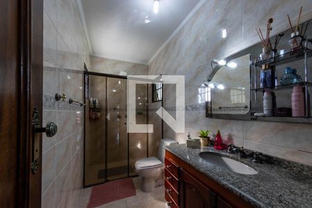 Casa à venda com 286m², 4 quartos e 4 vagas Casa à venda com 286m², 4 quartos e 4 vagasBanheiro