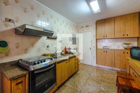 Apartamento à venda com 100m², 3 quartos e 2 vagas Apartamento à venda com 100m², 3 quartos e 2 vagascozinha