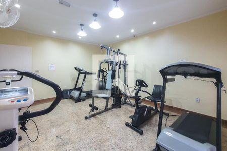 Apartamento à venda com 100m², 3 quartos e 2 vagas Apartamento à venda com 100m², 3 quartos e 2 vagasAcademia