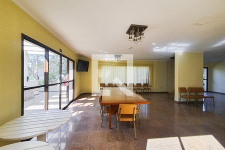 Apartamento à venda com 100m², 3 quartos e 2 vagas Apartamento à venda com 100m², 3 quartos e 2 vagasSalão de Festas