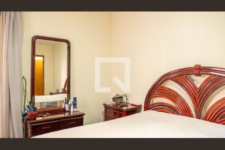 Apartamento à venda com 241m², 5 quartos e 4 vagas Apartamento à venda com 241m², 5 quartos e 4 vagasQuarto 3