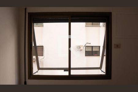 Apartamento à venda com 241m², 5 quartos e 4 vagas Apartamento à venda com 241m², 5 quartos e 4 vagasQuarto 4