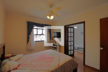 Casa à venda com 300m², 3 quartos e 3 vagasSuíte