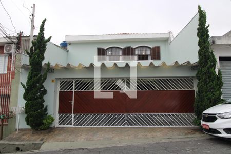 Casa à venda com 300m², 3 quartos e 3 vagasFachada