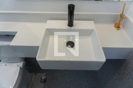 Apartamento à venda com 212m², 4 quartos e 1 vagaBanheiro da Suíte 2