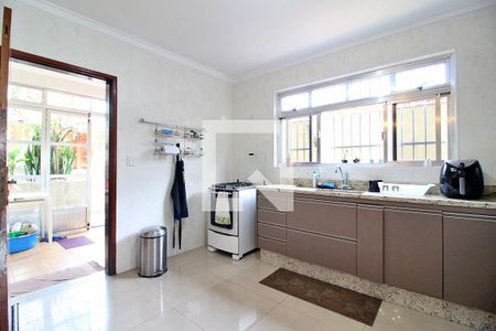 Casa à venda com 255m², 3 quartos e 2 vagasCozinha 