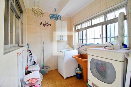 Casa à venda com 255m², 3 quartos e 2 vagasÁrea de Serviço