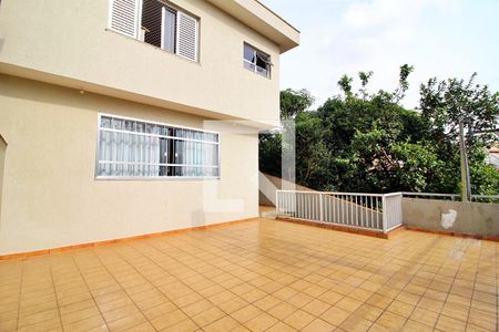 Casa à venda com 255m², 3 quartos e 2 vagasSacada