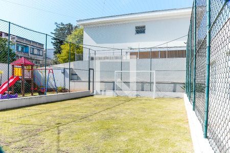 Apartamento à venda com 128m², 3 quartos e 2 vagas Apartamento à venda com 128m², 3 quartos e 2 vagasÁrea comum - Quadra