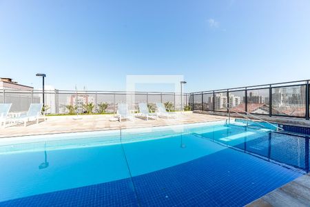 Apartamento à venda com 128m², 3 quartos e 2 vagas Apartamento à venda com 128m², 3 quartos e 2 vagasÁrea comum - Piscina
