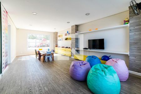 Apartamento à venda com 128m², 3 quartos e 2 vagas Apartamento à venda com 128m², 3 quartos e 2 vagasÁrea comum - Brinquedoteca