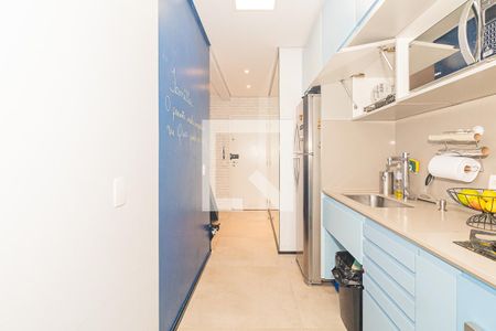 Apartamento à venda com 128m², 3 quartos e 2 vagas Apartamento à venda com 128m², 3 quartos e 2 vagasCozinha e Área de Serviço