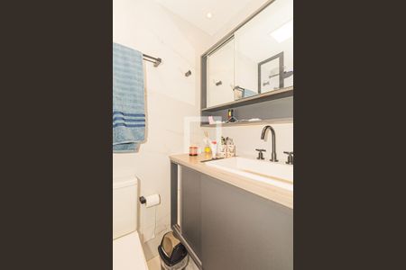 Apartamento à venda com 128m², 3 quartos e 2 vagas Apartamento à venda com 128m², 3 quartos e 2 vagasBanheiro da Suíte 2