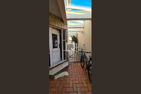 Casa à venda com 250m², 5 quartos e 2 vagasQuintal