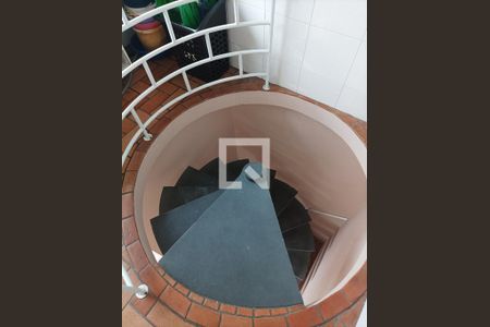 Casa à venda com 250m², 5 quartos e 2 vagasLavanderia