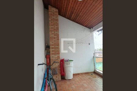 Casa à venda com 250m², 5 quartos e 2 vagasLavanderia
