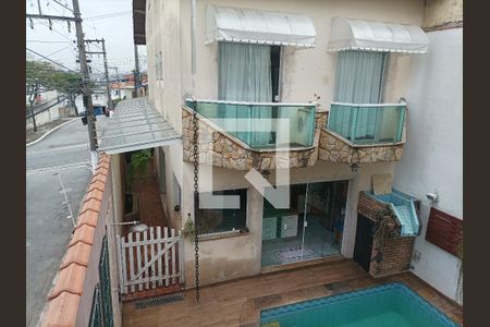 Casa à venda com 250m², 5 quartos e 2 vagasFachada