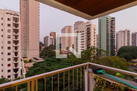 Varanda de apartamento para alugar com 1 quarto, 42m² em Indianópolis, São Paulo