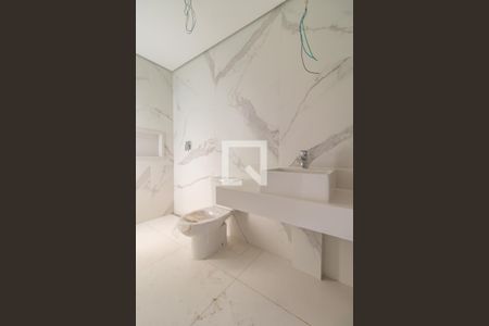 Apartamento à venda com 365m², 4 quartos e 5 vagas Apartamento à venda com 365m², 4 quartos e 5 vagasBanheiro da Suíte 3