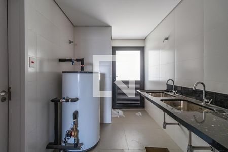 Apartamento à venda com 365m², 4 quartos e 5 vagas Apartamento à venda com 365m², 4 quartos e 5 vagasÁrea de Serviço