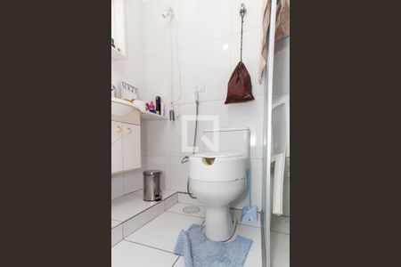 Apartamento à venda com 64m², 2 quartos e sem vaga Apartamento à venda com 64m², 2 quartos e sem vagaBanheiro