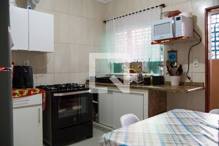 Casa à venda com 127m², 3 quartos e 2 vagasCozinha