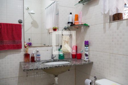 Casa à venda com 127m², 3 quartos e 2 vagasBanheiro Social