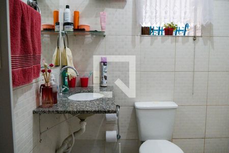 Casa à venda com 127m², 3 quartos e 2 vagasBanheiro Social