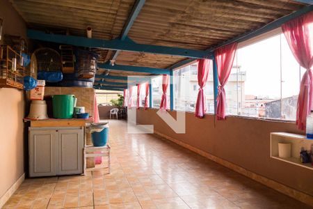 Casa à venda com 127m², 3 quartos e 2 vagasQuintal - Área de Serviço 