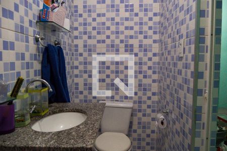 Casa à venda com 127m², 3 quartos e 2 vagasBanheiro da Suíte