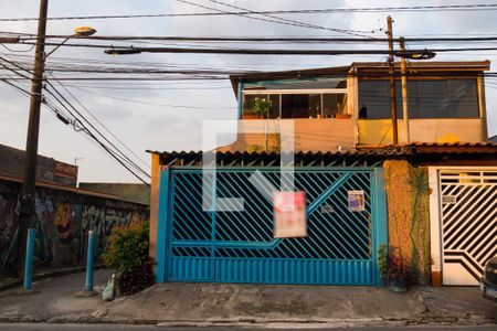 Casa à venda com 127m², 3 quartos e 2 vagasFachada