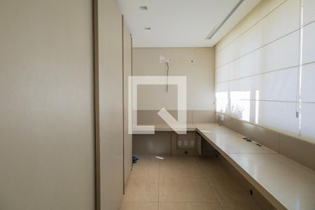 Apartamento à venda com 314m², 5 quartos e 3 vagas Apartamento à venda com 314m², 5 quartos e 3 vagasEscritório