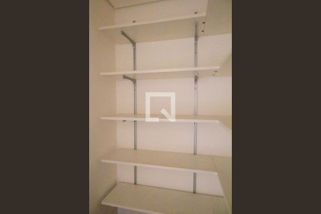 Apartamento à venda com 314m², 5 quartos e 3 vagas Apartamento à venda com 314m², 5 quartos e 3 vagasDispensa