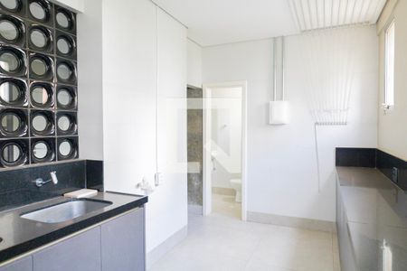 Apartamento à venda com 314m², 5 quartos e 3 vagas Apartamento à venda com 314m², 5 quartos e 3 vagasÁrea de Serviço