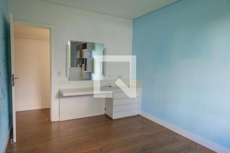 Apartamento à venda com 314m², 5 quartos e 3 vagas Apartamento à venda com 314m², 5 quartos e 3 vagasSuíte 2