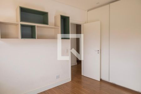 Apartamento à venda com 314m², 5 quartos e 3 vagas Apartamento à venda com 314m², 5 quartos e 3 vagasQuarto 2