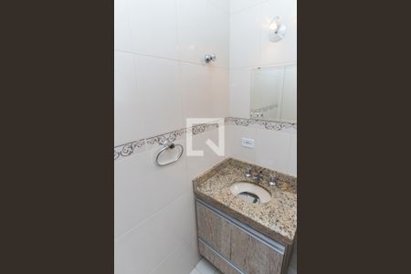 Casa de condomínio à venda com 100m², 3 quartos e 2 vagas Casa de condomínio à venda com 100m², 3 quartos e 2 vagasBanheiro da Suíte