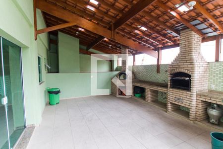 Casa de condomínio à venda com 100m², 3 quartos e 2 vagas Casa de condomínio à venda com 100m², 3 quartos e 2 vagasÁrea comum - Churrasqueira