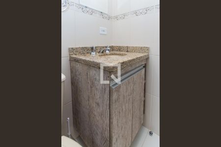 Casa de condomínio à venda com 100m², 3 quartos e 2 vagas Casa de condomínio à venda com 100m², 3 quartos e 2 vagasBanheiro