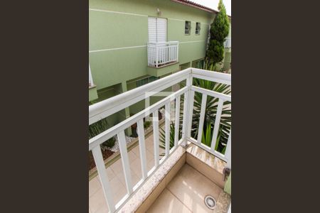 Casa de condomínio à venda com 100m², 3 quartos e 2 vagas Casa de condomínio à venda com 100m², 3 quartos e 2 vagasVaranda da Suíte