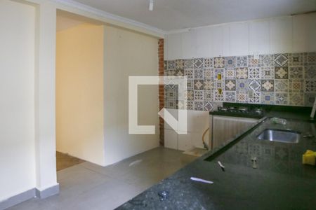 Casa à venda com 300m², 2 quartos e sem vaga Casa à venda com 300m², 2 quartos e sem vagaCozinha
