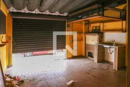 Casa à venda com 300m², 2 quartos e sem vaga Casa à venda com 300m², 2 quartos e sem vagaParte da frente