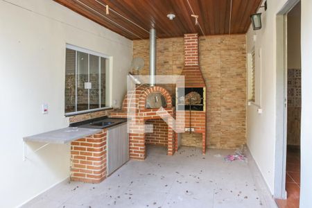 Casa à venda com 300m², 2 quartos e sem vaga Casa à venda com 300m², 2 quartos e sem vagaQuintal e Área de Serviço