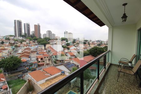 Casa à venda com 800m², 7 quartos e 6 vagasQuarto 2 - Varanda