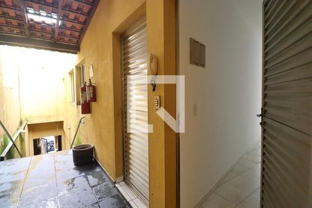 Apartamento para alugar com 60m², 2 quartos e sem vagaEntrada