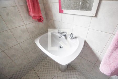 Casa à venda com 250m², 3 quartos e 3 vagasSuíte