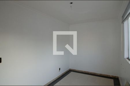 Casa de condomínio à venda com 300m², 4 quartos e 2 vagasQuarto 3