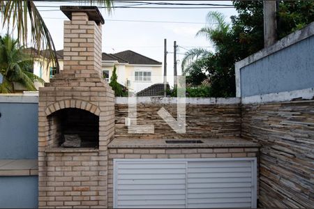 Casa de condomínio à venda com 300m², 4 quartos e 2 vagasChurrasqueira