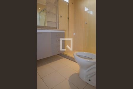 Casa de condomínio à venda com 300m², 4 quartos e 2 vagasBanheiro social