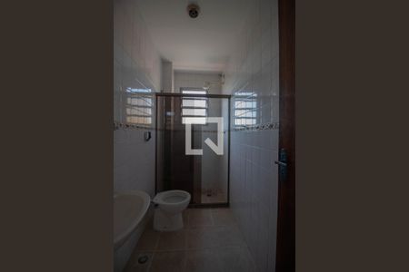 Apartamento à venda com 66m², 2 quartos e 1 vaga Apartamento à venda com 66m², 2 quartos e 1 vagaBanheiro